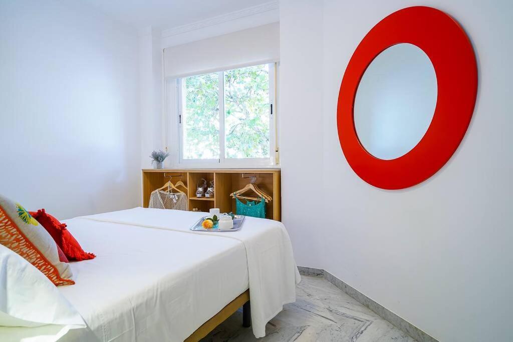 Lovely And Chic Apartment In The Heart Of Sevilla Exterior foto